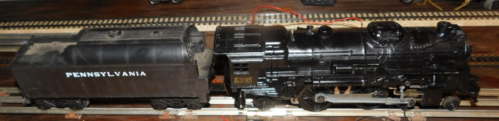 LIONEL 4-4-2 Steam Locomotive ~ PENNSYLVANIA ~ AC Oil-Tender Rd# 8305 – O