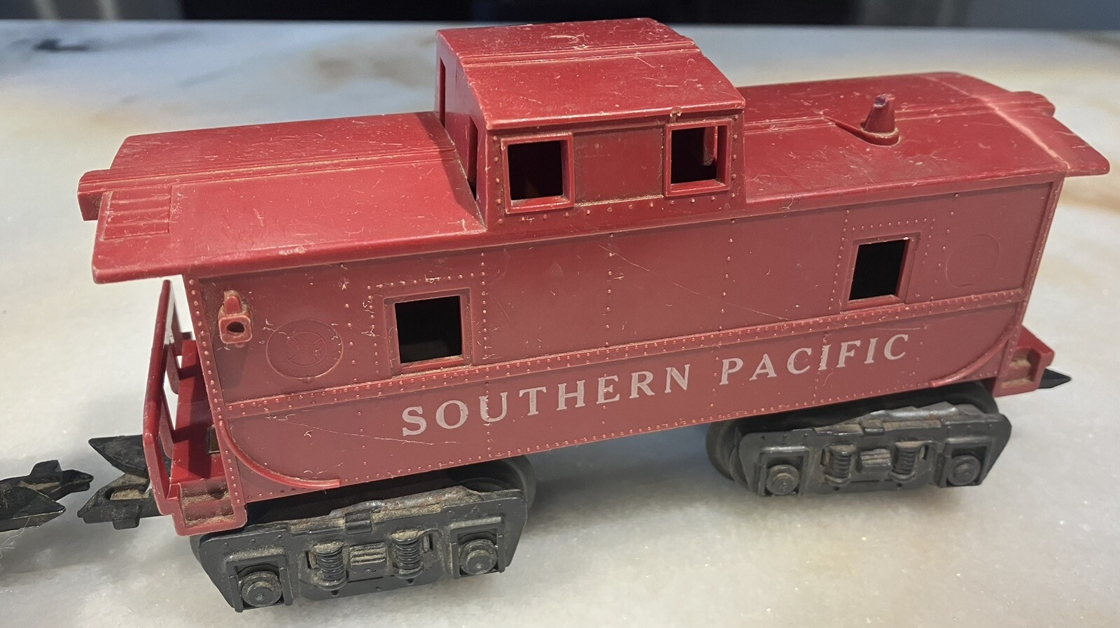 Marx 666 Die-Cast steam locomotive & tender O-gauge Plus 4 Other Cars & Caboose
