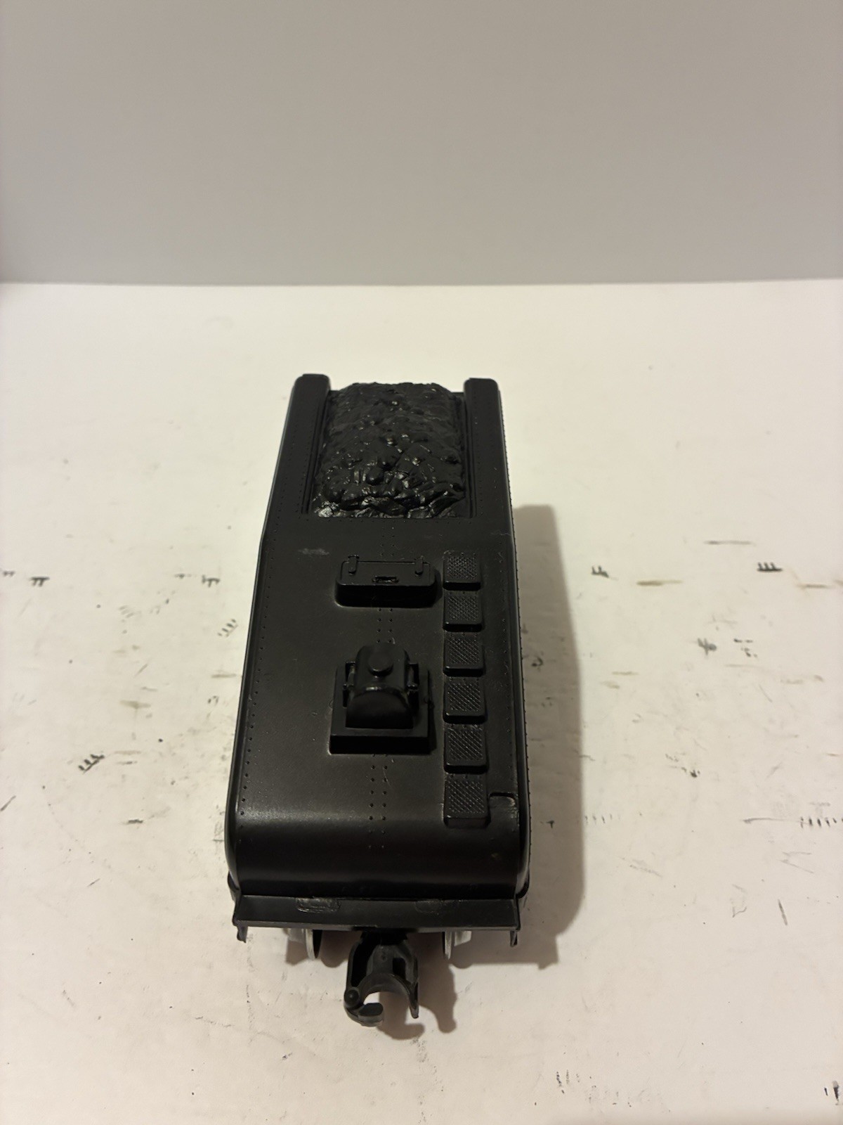 Lionel 8040 Locomotive And Tender. Tested See Description. Runs Good.