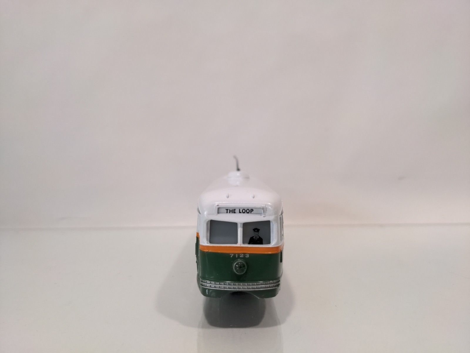 Bachmann HO Chicago Transit Authority CTA Streamline PCC Trolley