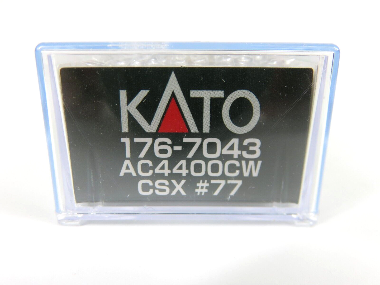 Kato 176-7043 N Scale CSX Transportation GE AC4400CW Diesel Locomotive #77 NIB