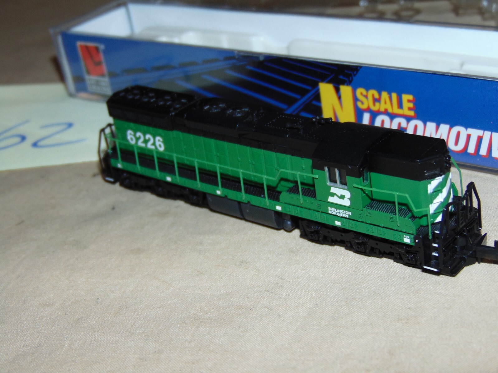 LIFE LIKE N 7739 BURLINGTON NORTHERN SD7 DIESEL + BOX #62