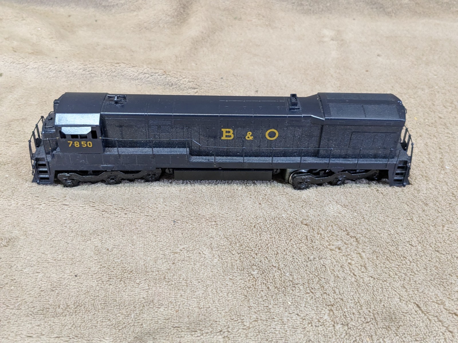 ALCO Models HO Brass D-137 G.E. U-33C Diesel Locomotive B & O 7850