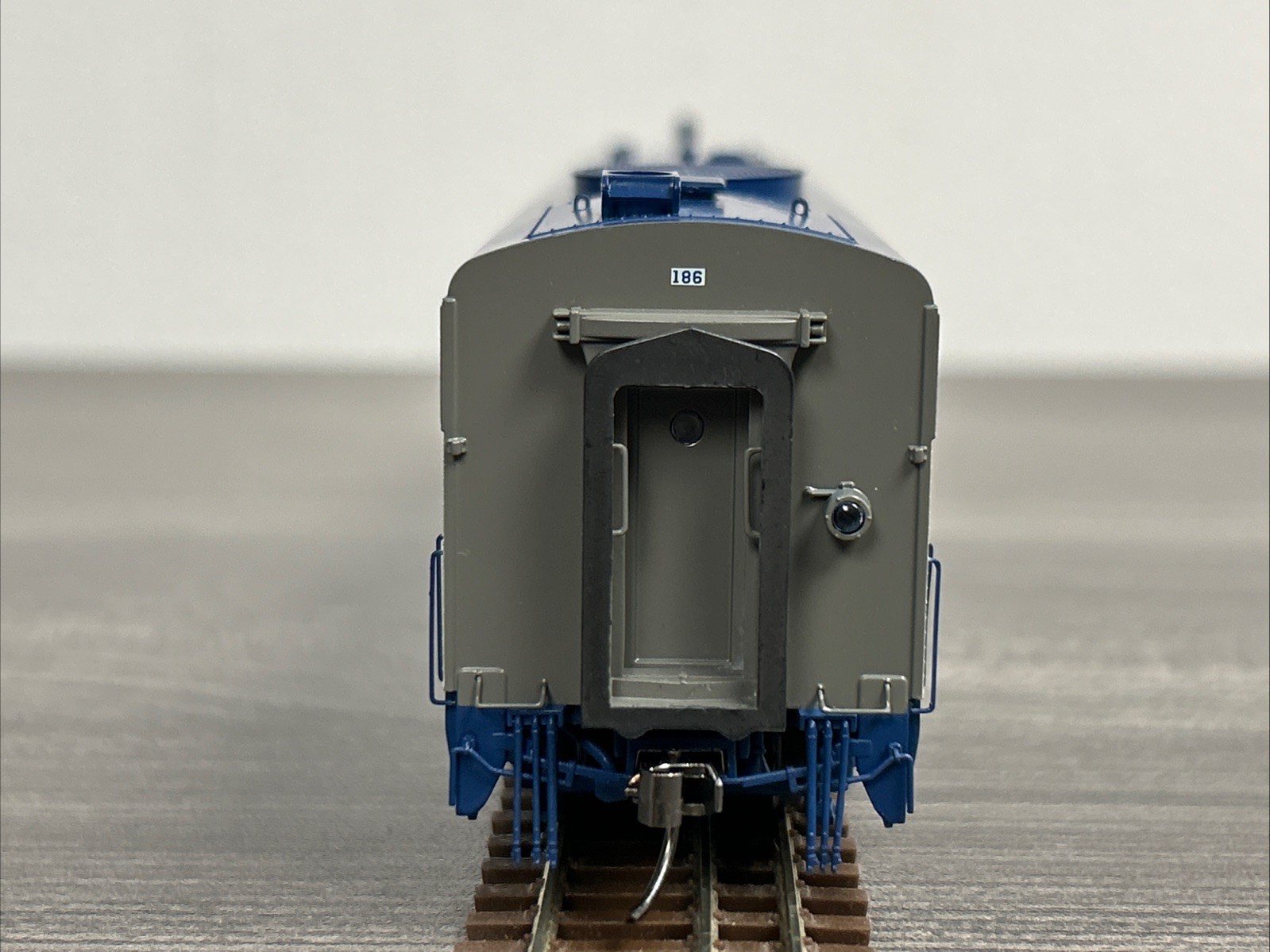 Rapido Trains HO #23021 ALCo PA-1 Locomotive Nickel Plate #186 – NOS – CC