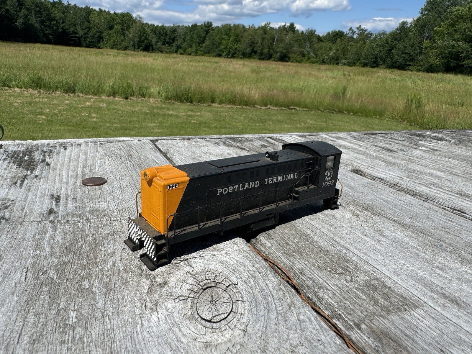 Portland Terminal Diesel Locomotive *SHELL* HO Scale