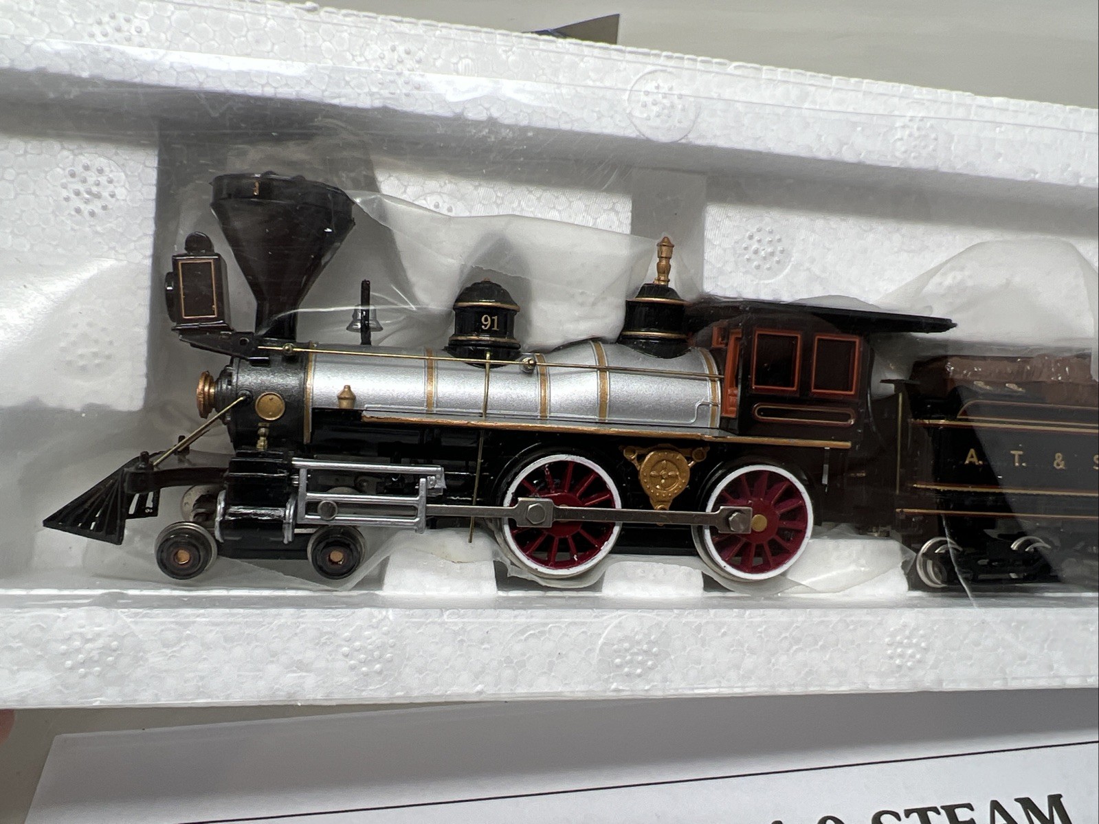 HO BACHMANN AMERICAN 4-4-0 ATSF LOCOMOTIVE W/TENDER #51102