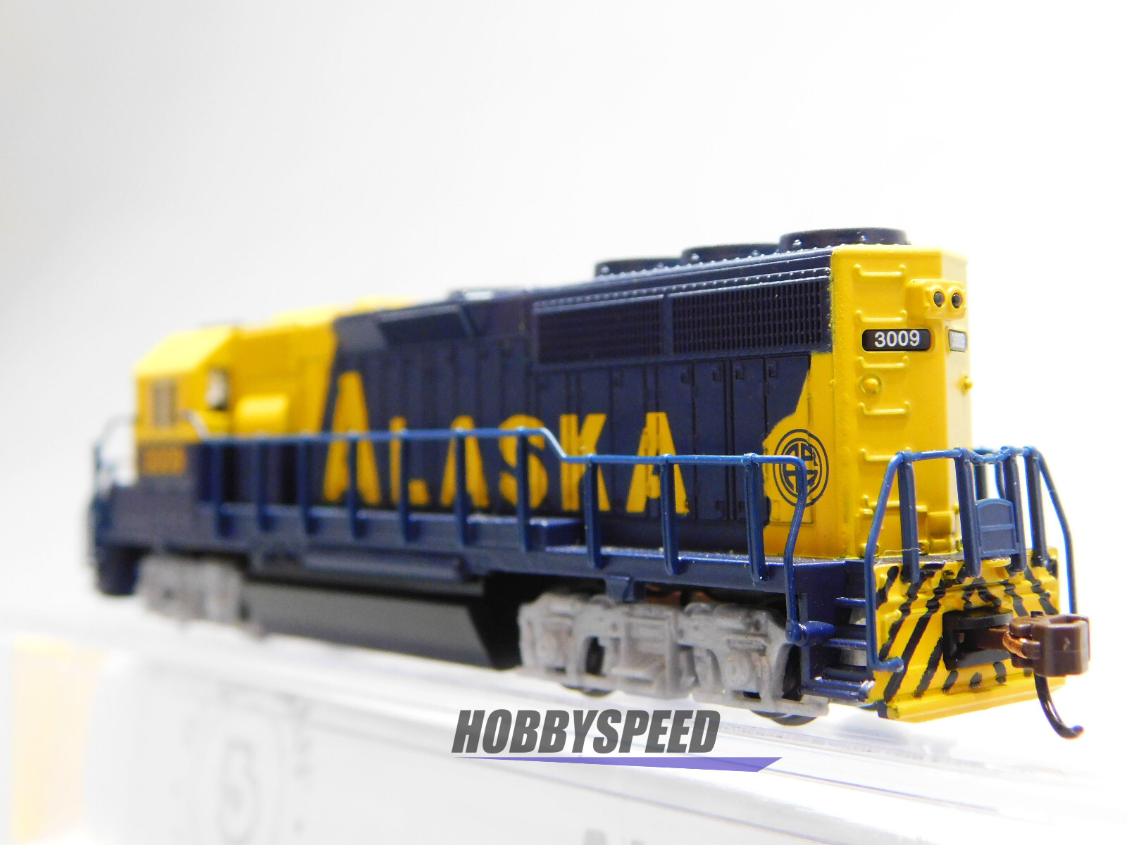 BACHMANN N SCALE ALASKA EMD GP40 LOCOMOTIVE ENGINE #3009 freight BAC63569 NEW