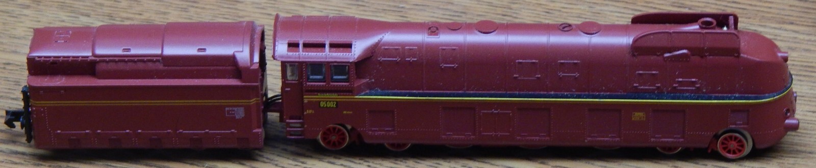 ARNOLD 2217 4-6-4 STEAM ENGINE USED VERY LITTLE IN BOX N SCALE RUNS GREAT LQQK