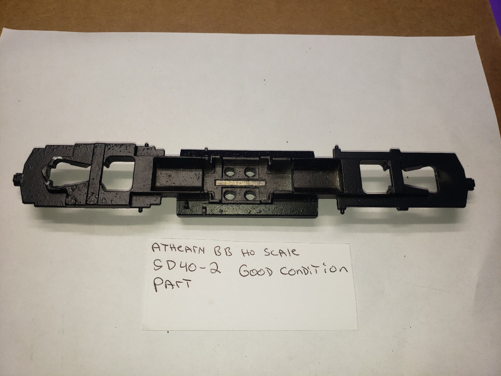 SD40-2 DIECAST METAL UNDERFRAME CHASSIS 45019 HO SCALE LOCOMOTIVE
