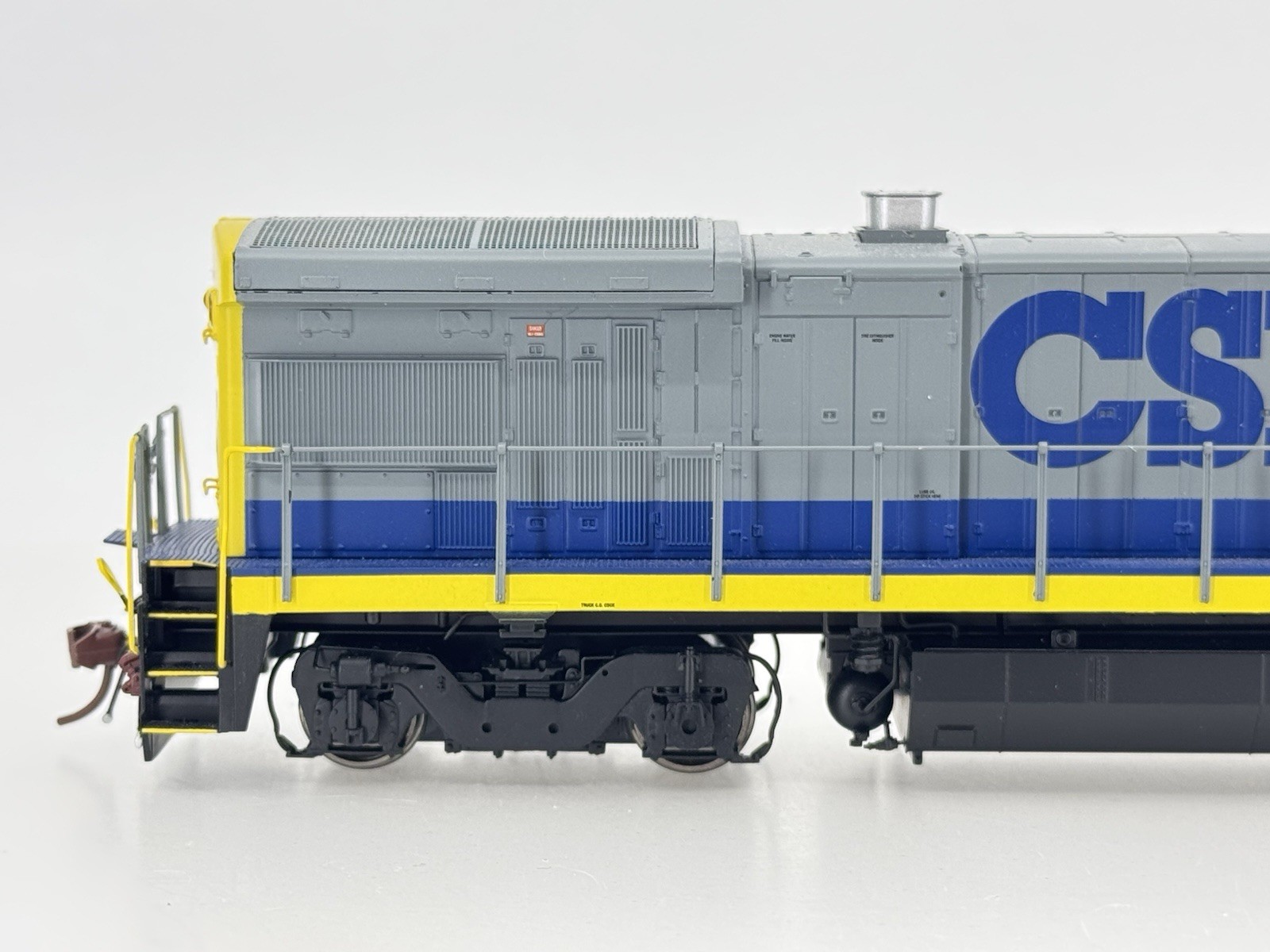 HO Rapido 18520 CSX GE B36-7 Diesel Locomotive CSXT #5923 DCC SOUND
