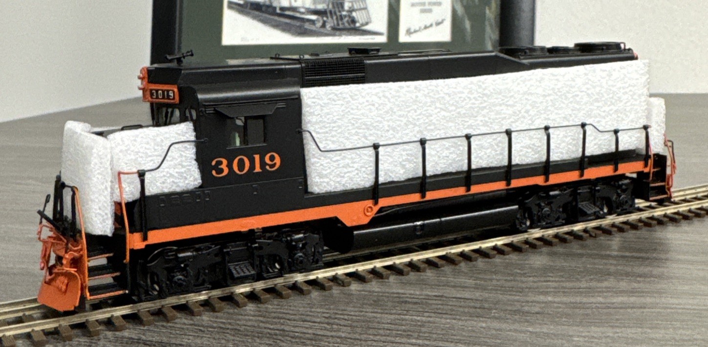 Challenger Imports, Ltd. HO Brass #2158.1 GP-30 Phase II D&RGW #3019 FP & NOS!