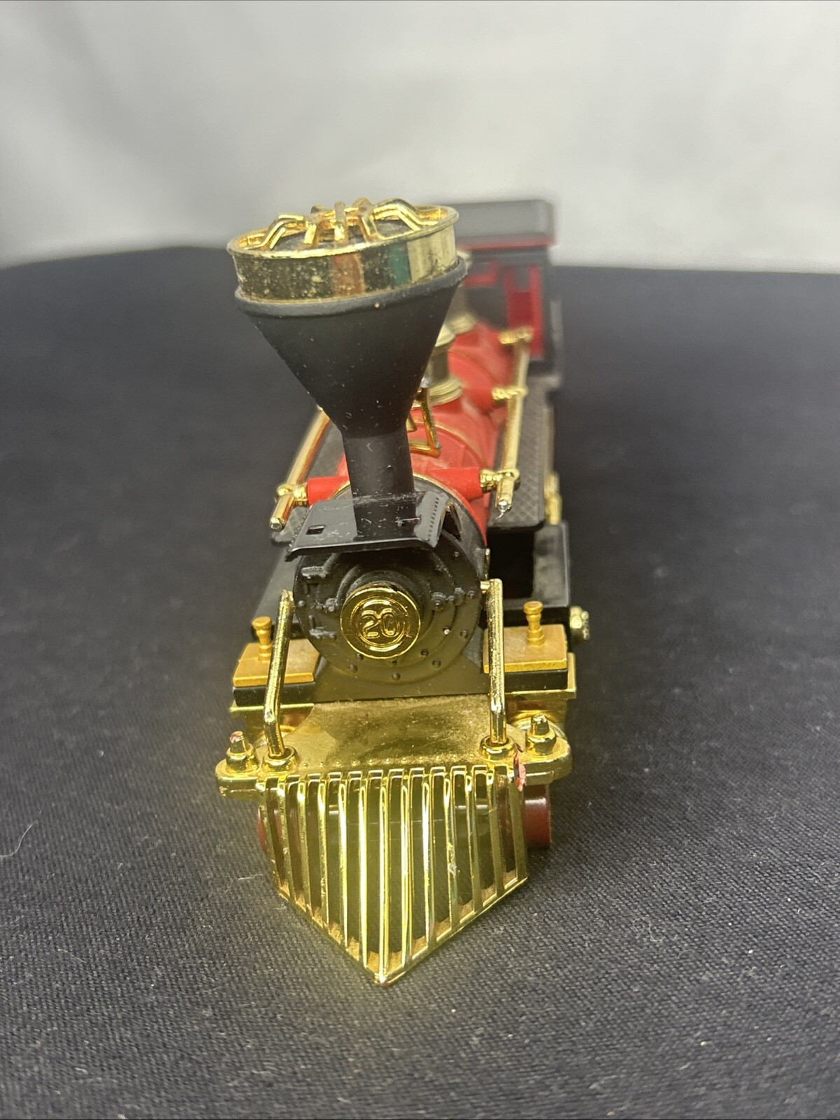 Vintage Model Train SS 7501 Steam Locomotive Red/Gold/Black Flawless Condition!