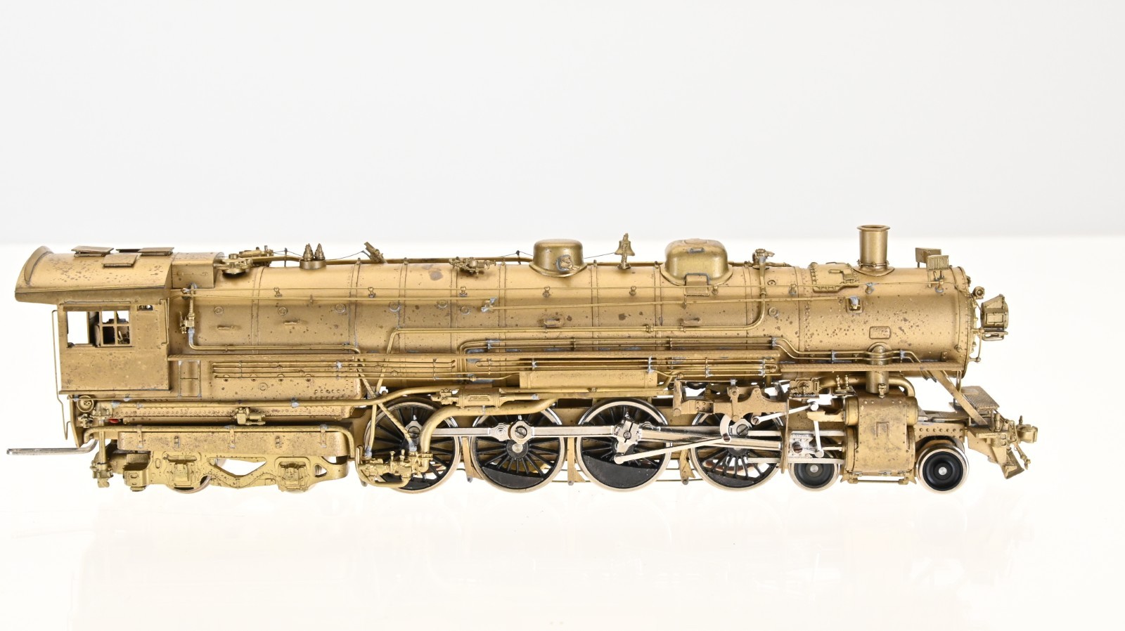 NJ Custom Brass 4-8-4 Class A Northern Pacific HO scale