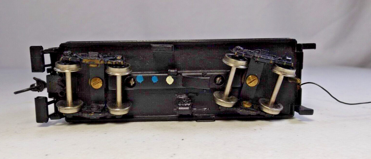 HO United Brass 2-8-2 steam engine in original box (lot BB234)