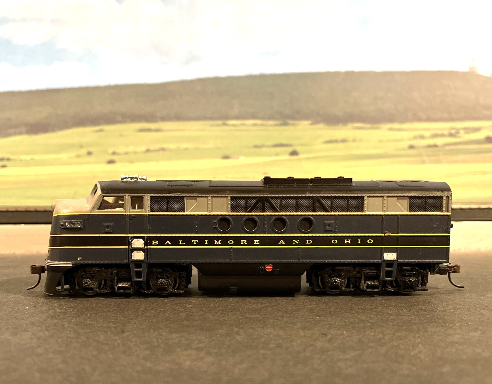 Bachmann EMD FT-A Locomotive Baltimore and Ohio No Number HO Scale DCC on Board