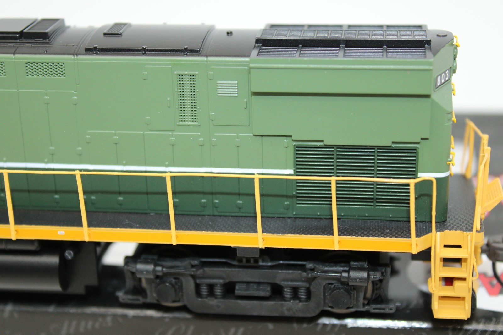 Atlas Classic HO BCOL British Columbia Alco C425 Locomotive #803 DCC Ready