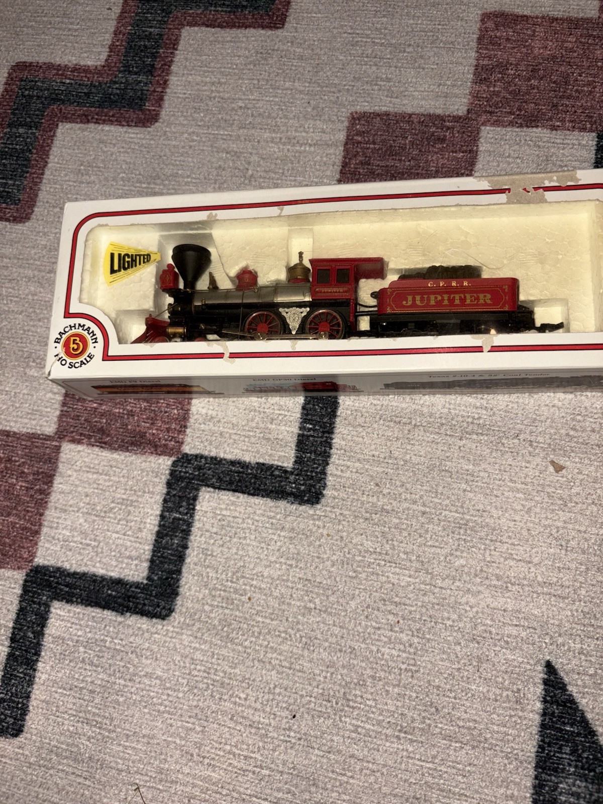 HO Bachmann 41-510-24 CPRR Central Pacific 4-4-0 American Steam #60 “Jupiter”