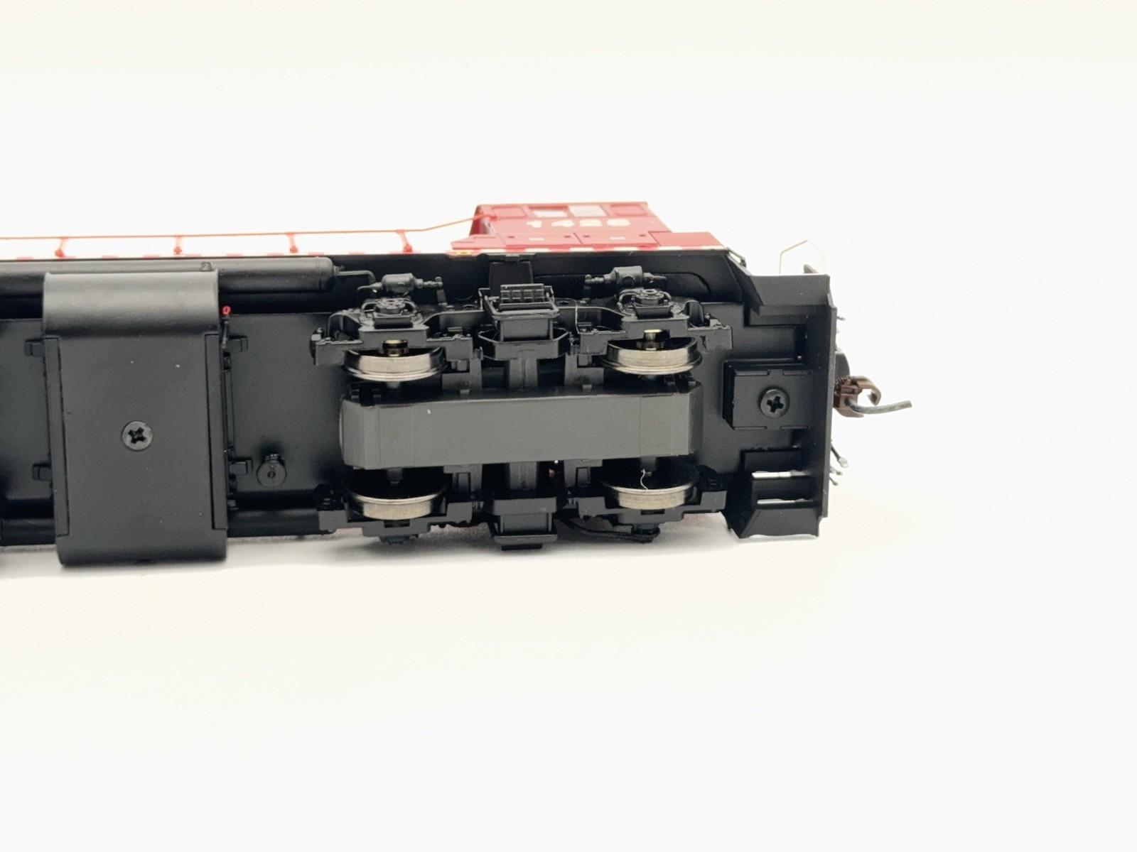 Athearn Genesis – HO – CP – EMD MP15-AC Switcher #1426 – Train G66112