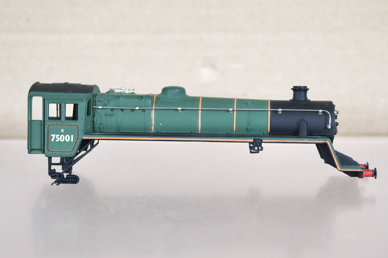 MAINLINE 37-053 BODY for BR GREEN 4-6-0 STANDARD CLASS 4MT LOCOMOTIVE 75001 od