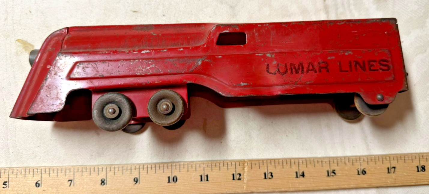 Marx Lumar Lines Red Floortoy Train Engine Stamped Steel – complete (#1)
