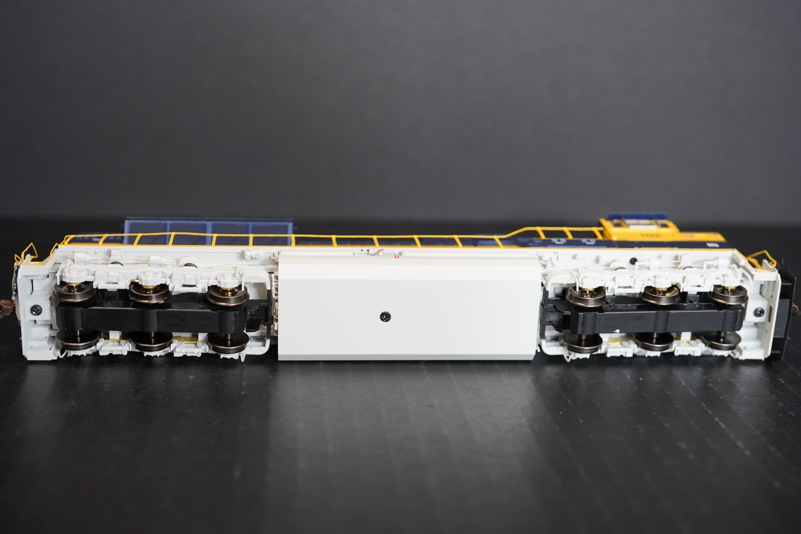 Athearn ATHG69369 EMD SD70M-2 FURX paint DCC Sound Excellent #102 First Union