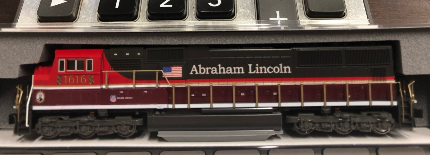 N Kato 176-1616 SD70M Flat Radiator UP #1616 Abe Lincoln