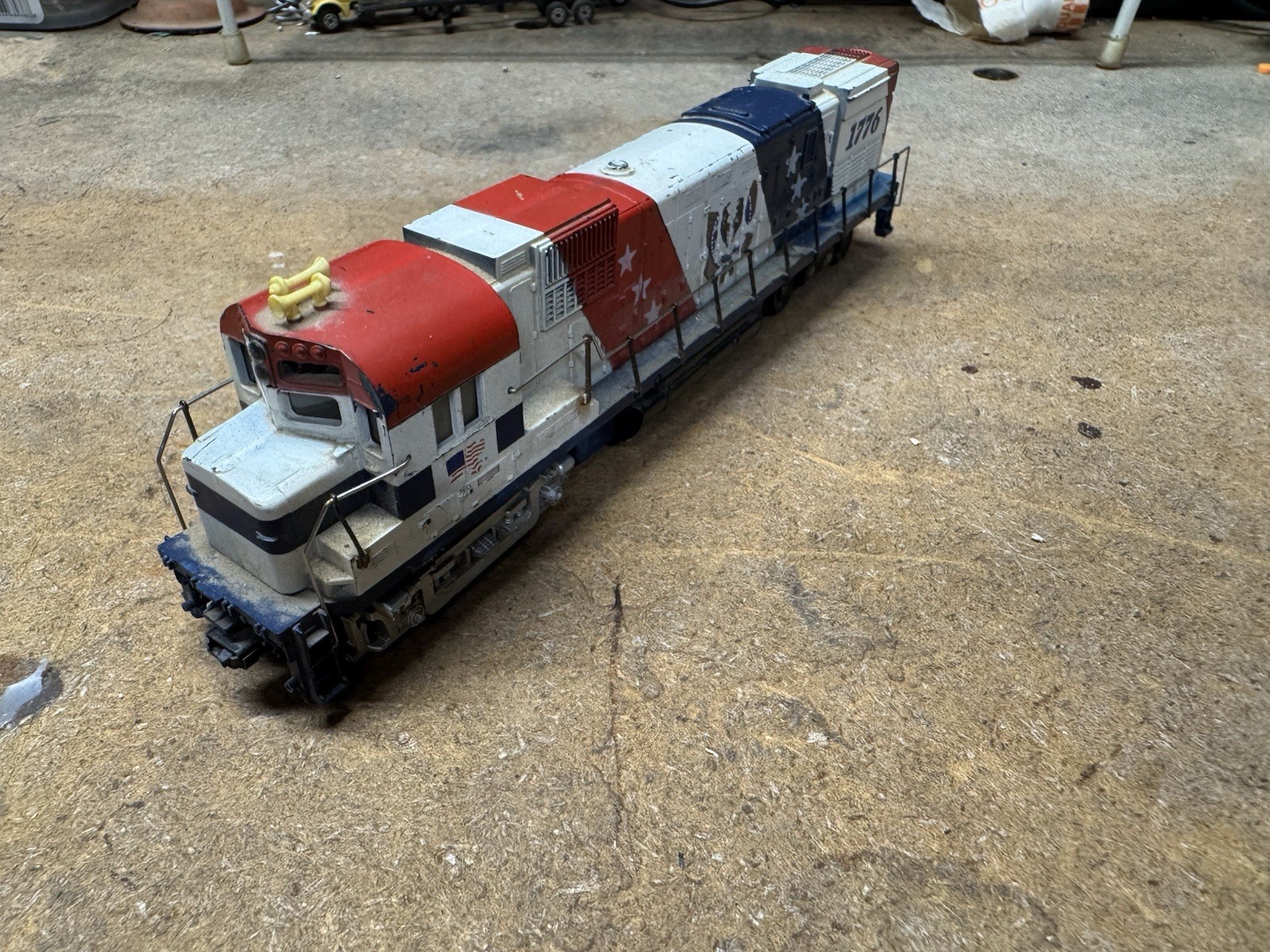 Vintage HO Scale Diesel Locomotive #4301 Patriotic Red White Blue Train Engine
