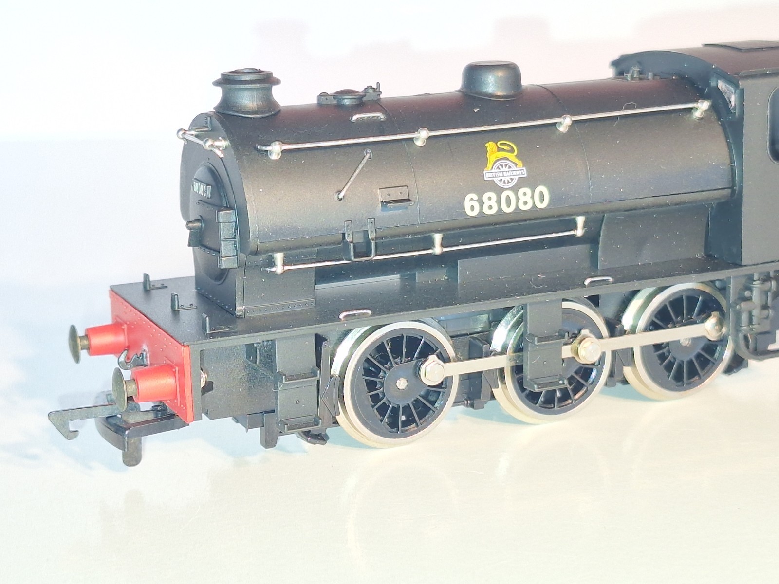 Dapol D009 BR Tank Loco 68080. New Old Stock. Mint Cond.2 Rail DC Boxed.OO Scale