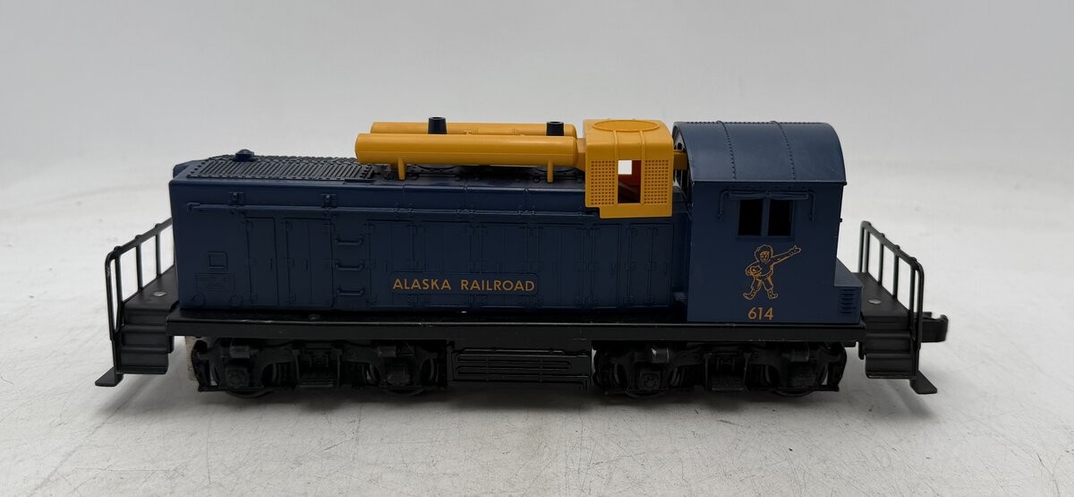 Lionel 614 Vintage O Alaska Railroad EMD NW-2 Diesel Switcher