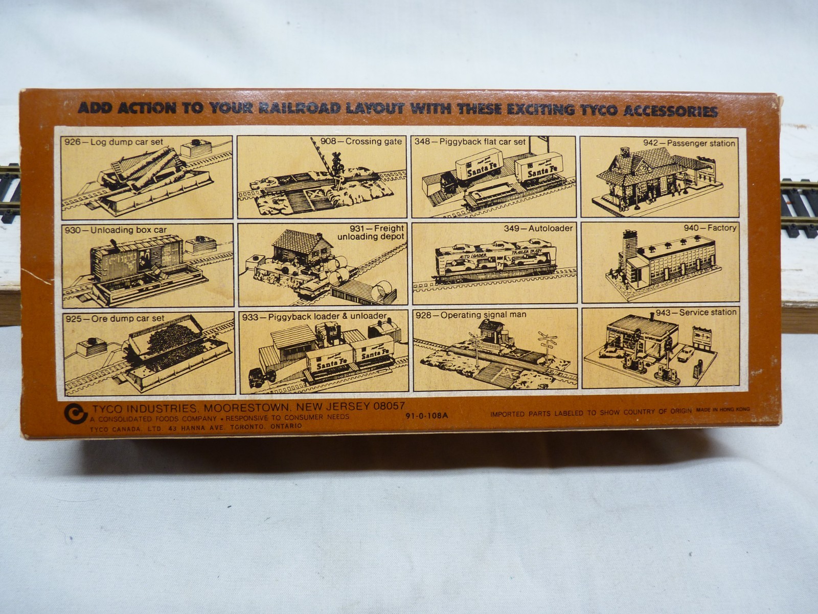 TYCO HO Silver Streak Caboose NEW IN BOX Fast Shipping