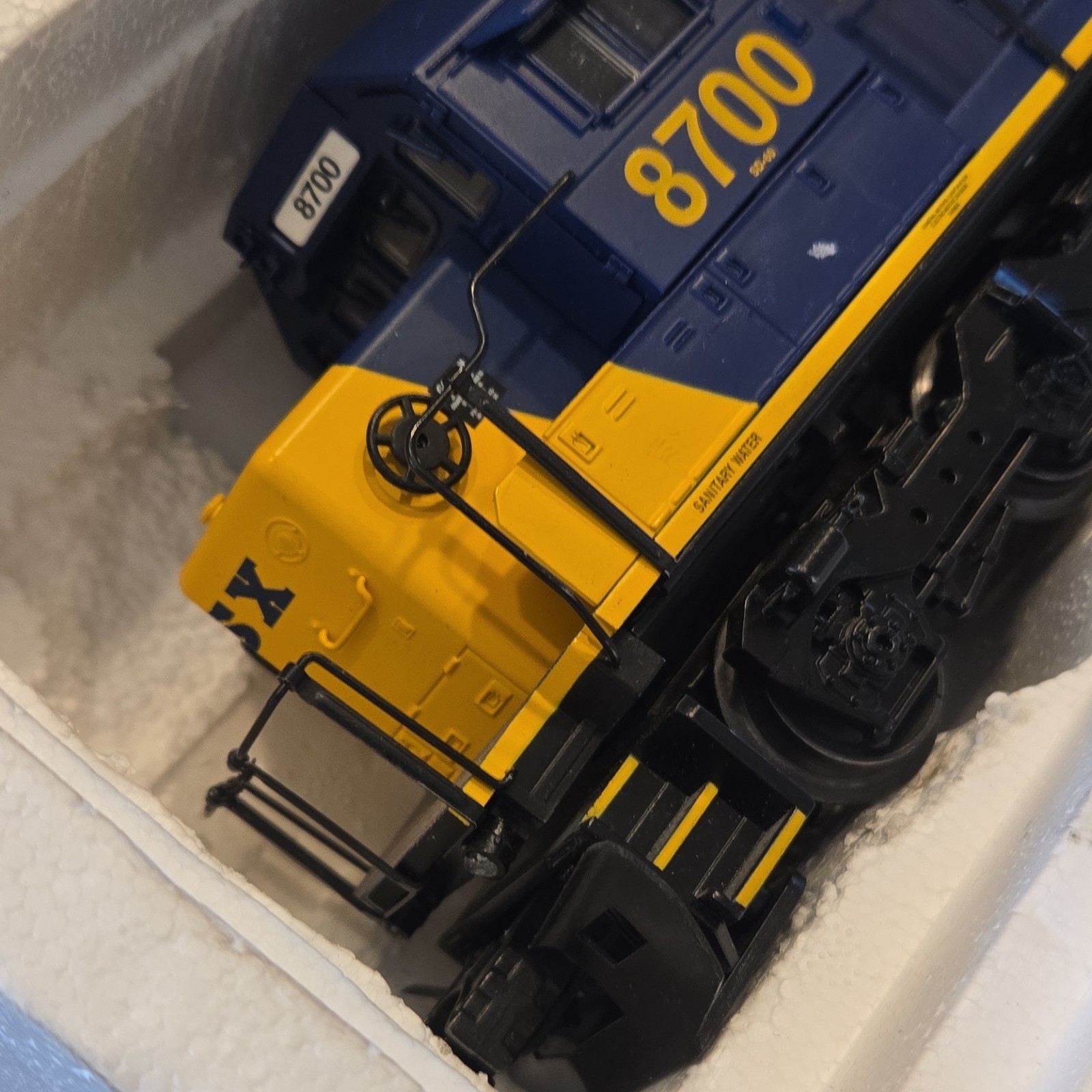 Lionel CSX SD 60/70 Diesel Locomotive O Gauge 1:48 Sound Light Blue Yellow Gray