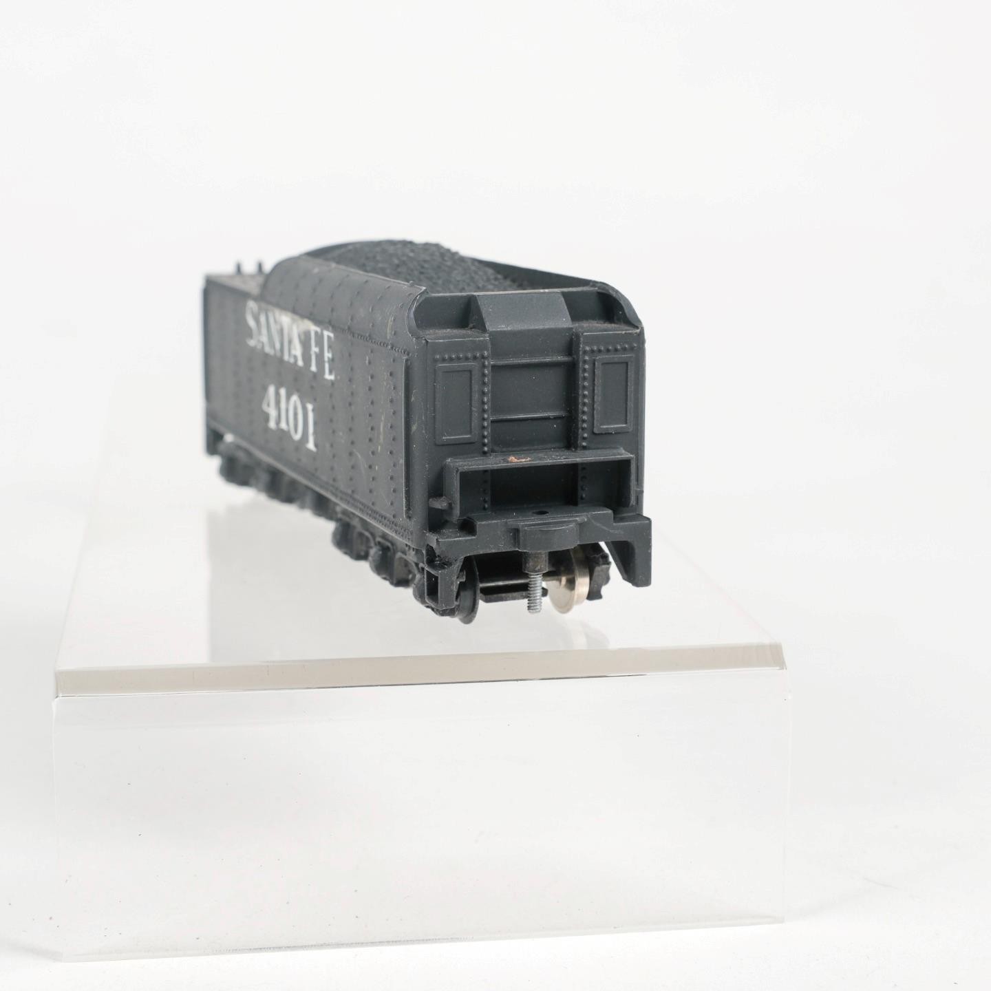 HO Scale Santa Fe Railroad ATSF #4101 Steam Locomotive Tender