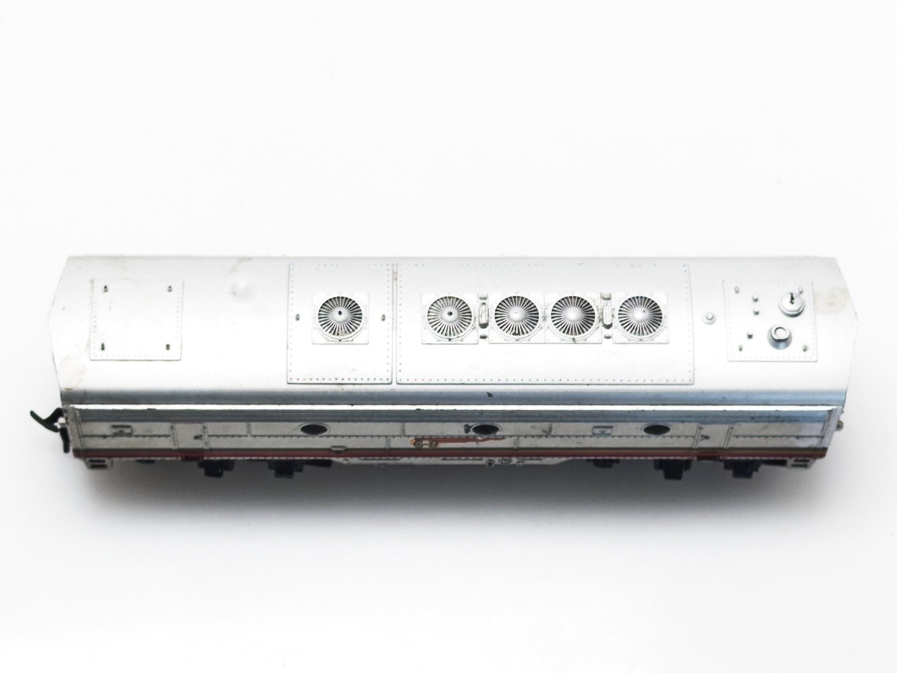 Vintage HO Scale Santa Fe B Unit Locomotive
