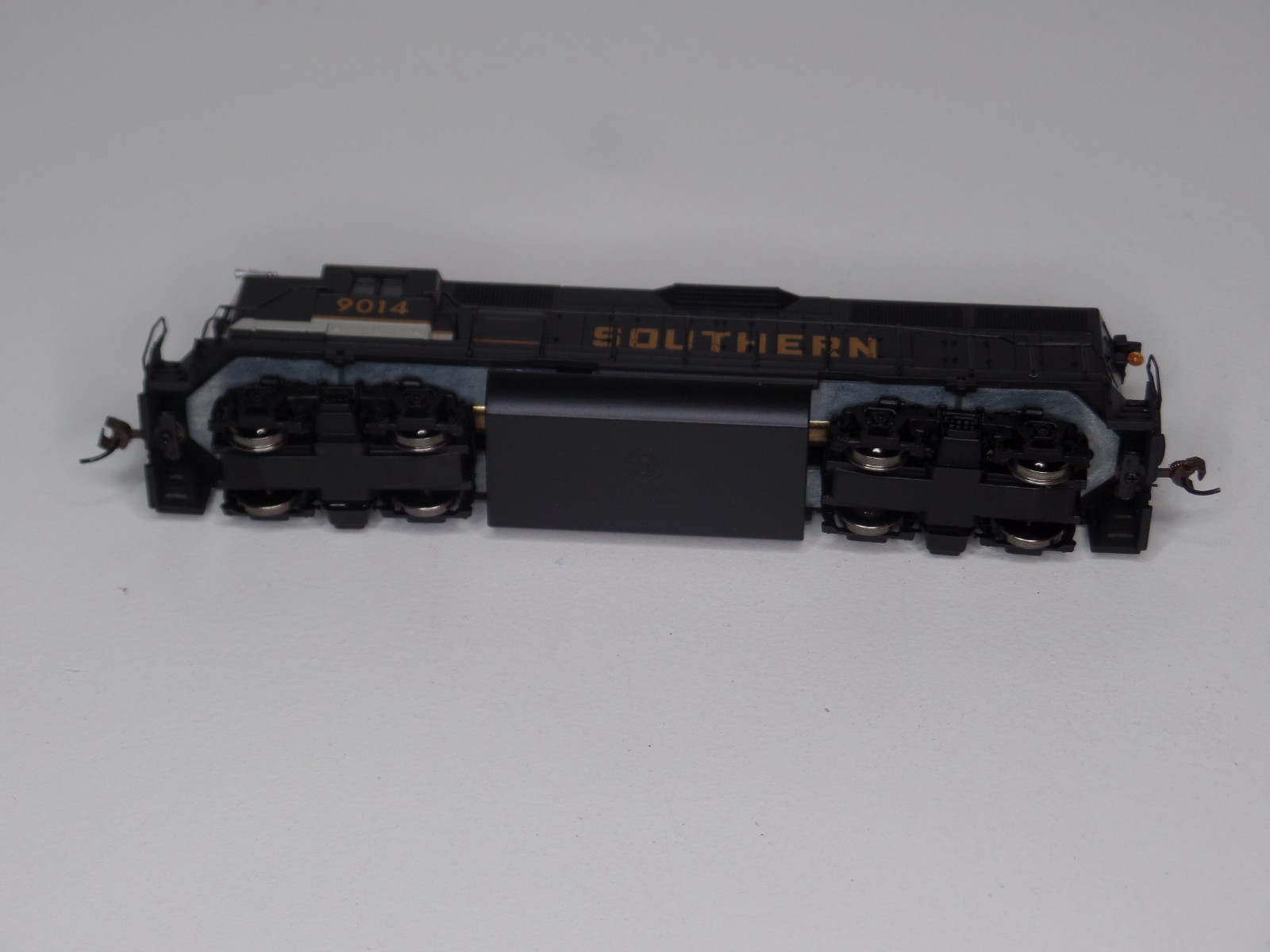 Bachmann HO Scale 1:87 #61205 Diesel Locomotive #9014 Southern EMD GP50 Tested