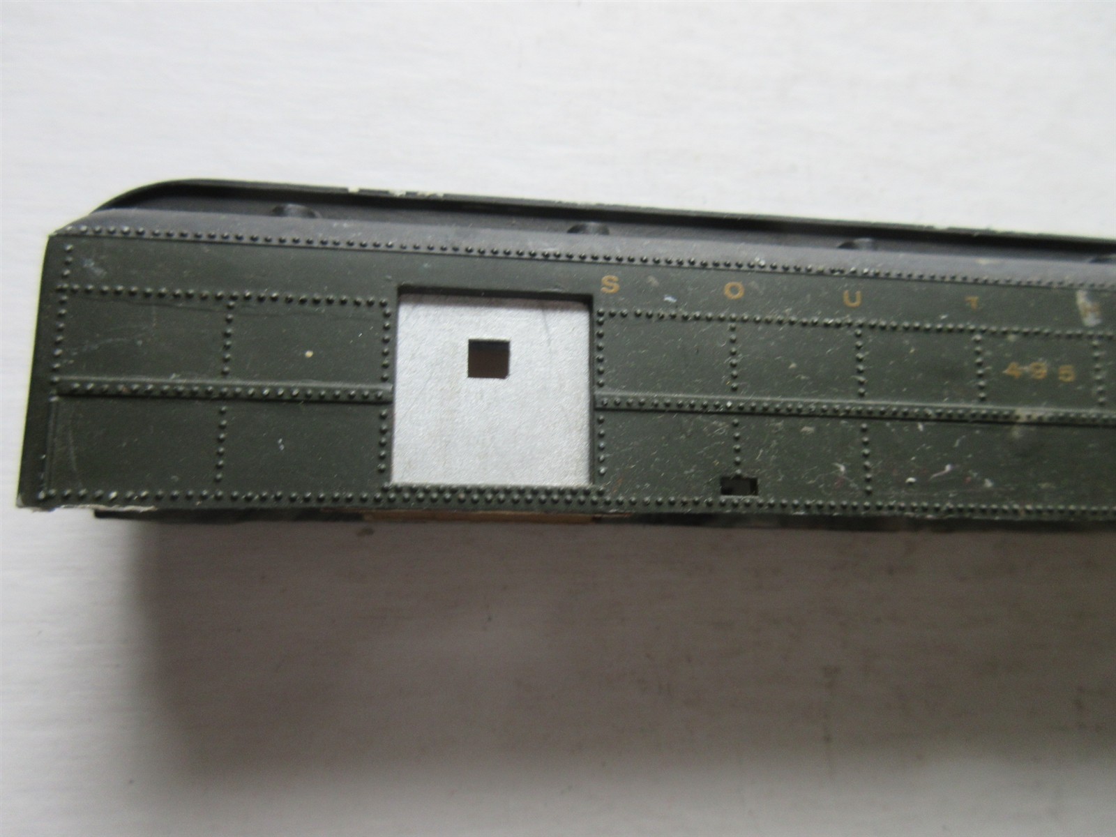 HO Scale SOUTHERN #495 locomotive SHELL ONLY