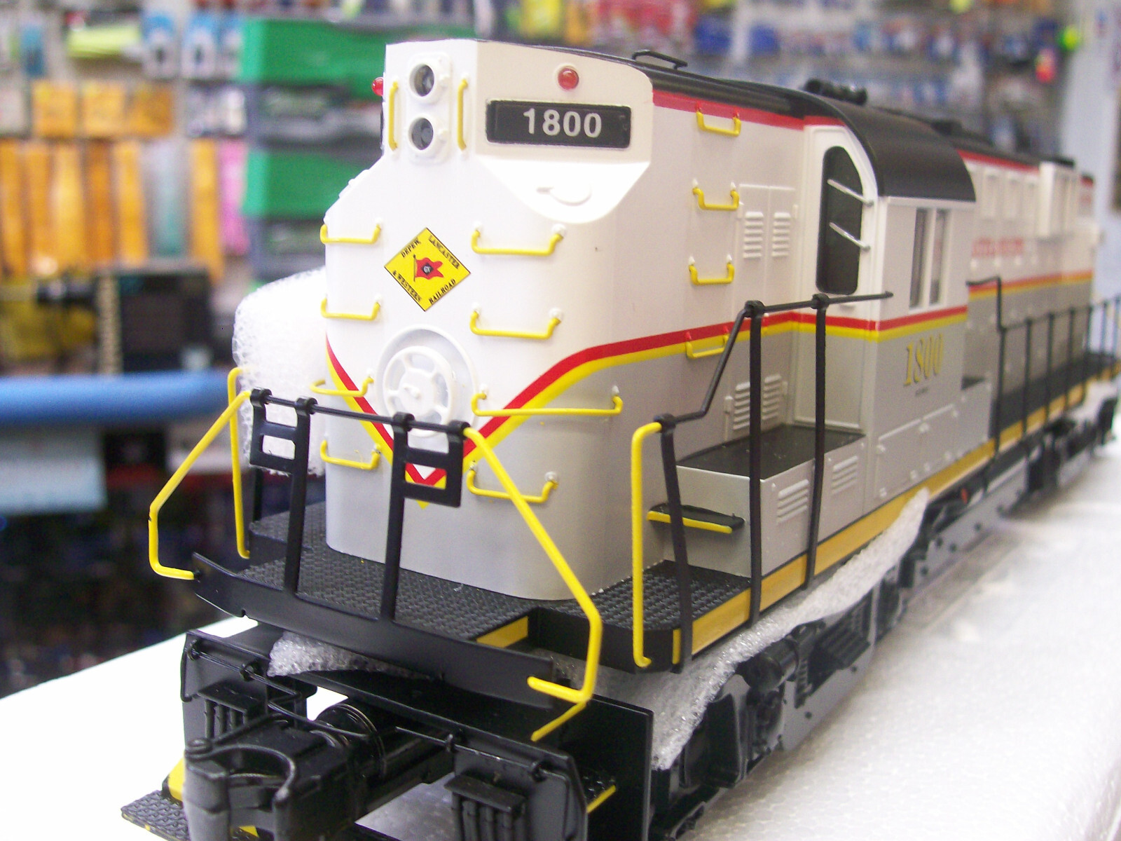 MTH Premier Exclusive Depew, Lancaster & Western RS-11 Cab # 1804 for E-Z Catch