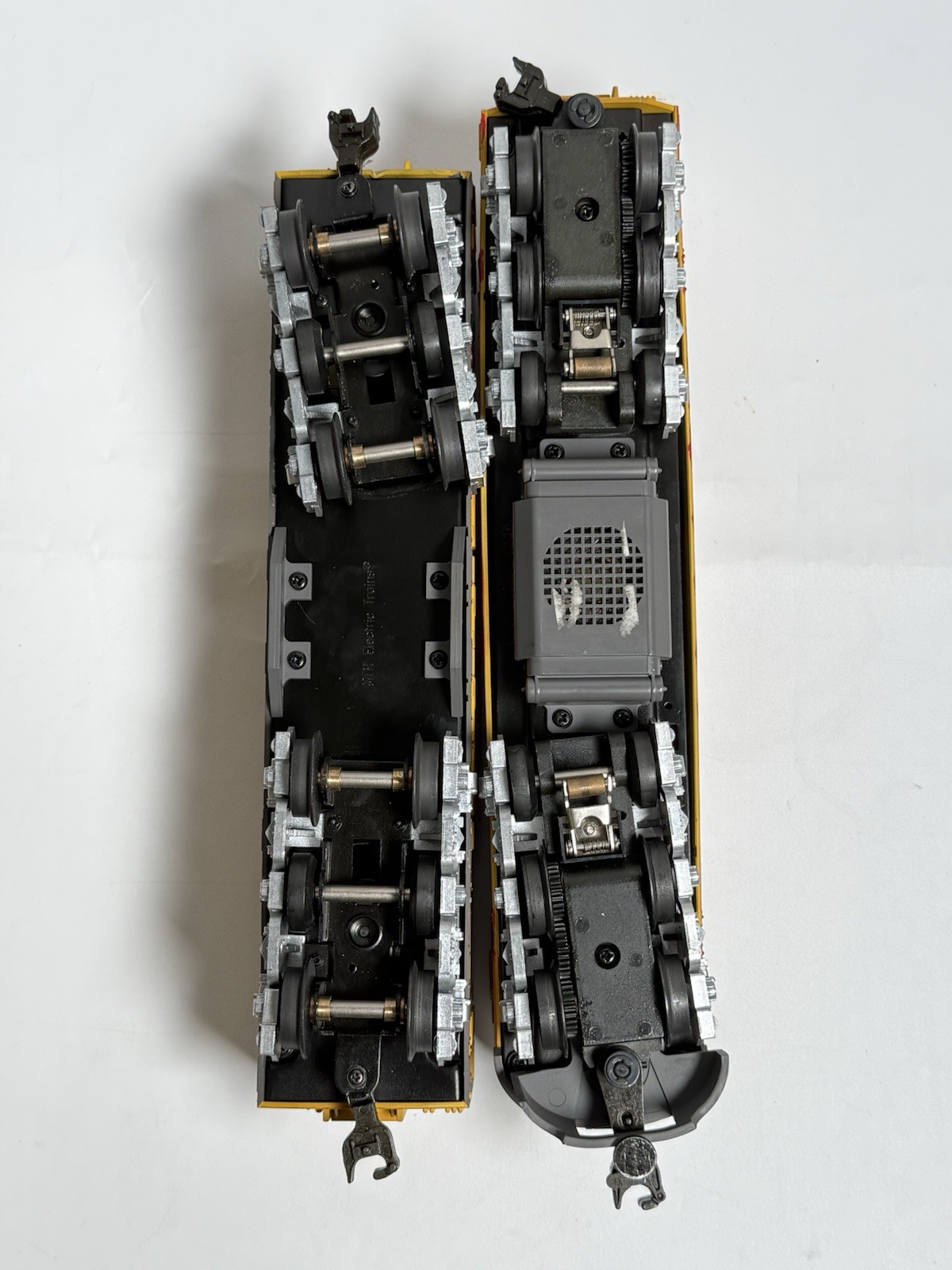 MTH 30-2009L Union Pacific Gas Turbine Set (Only 2 Pieces) Read Description!