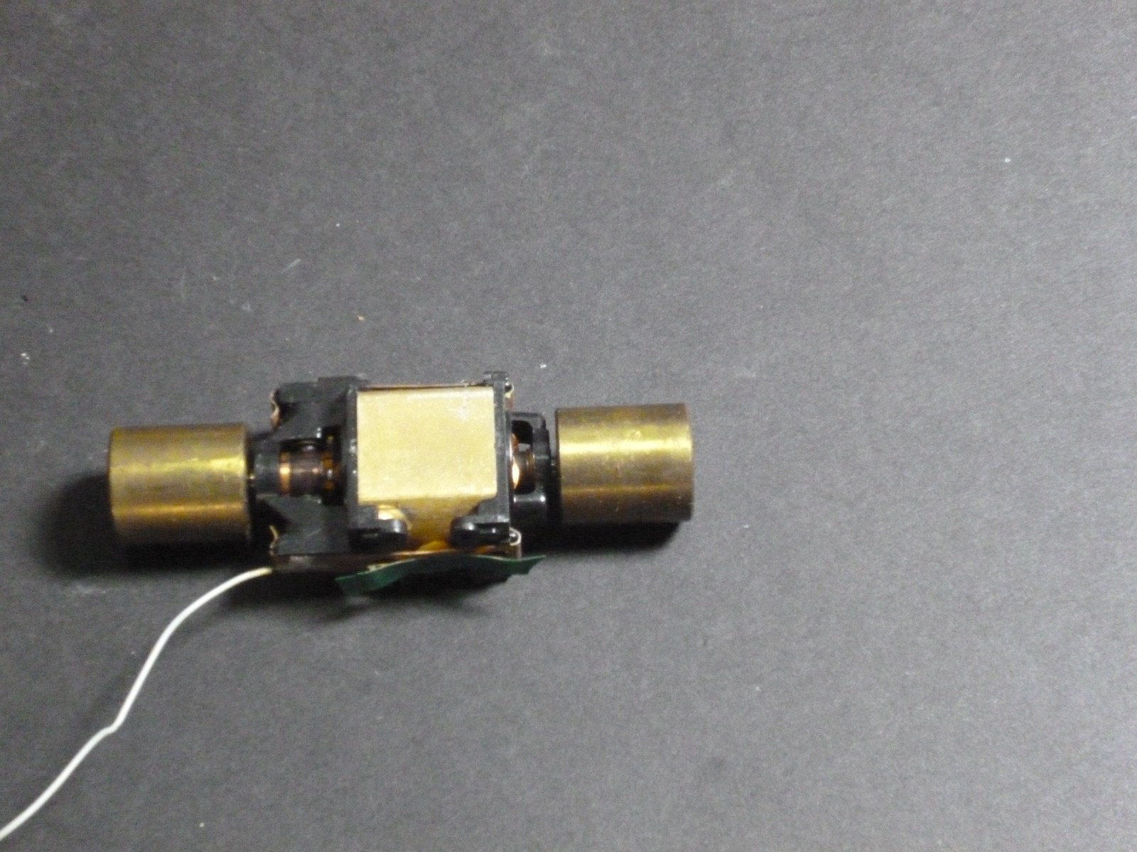 Ho Athearn Diesel locomotive SD45 motor brass flywheels