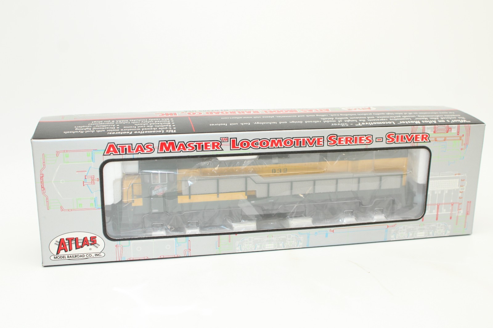 Atlas Silver HO Scale C&NW Chicago North Western GE U30C Locomotive #932 NOS