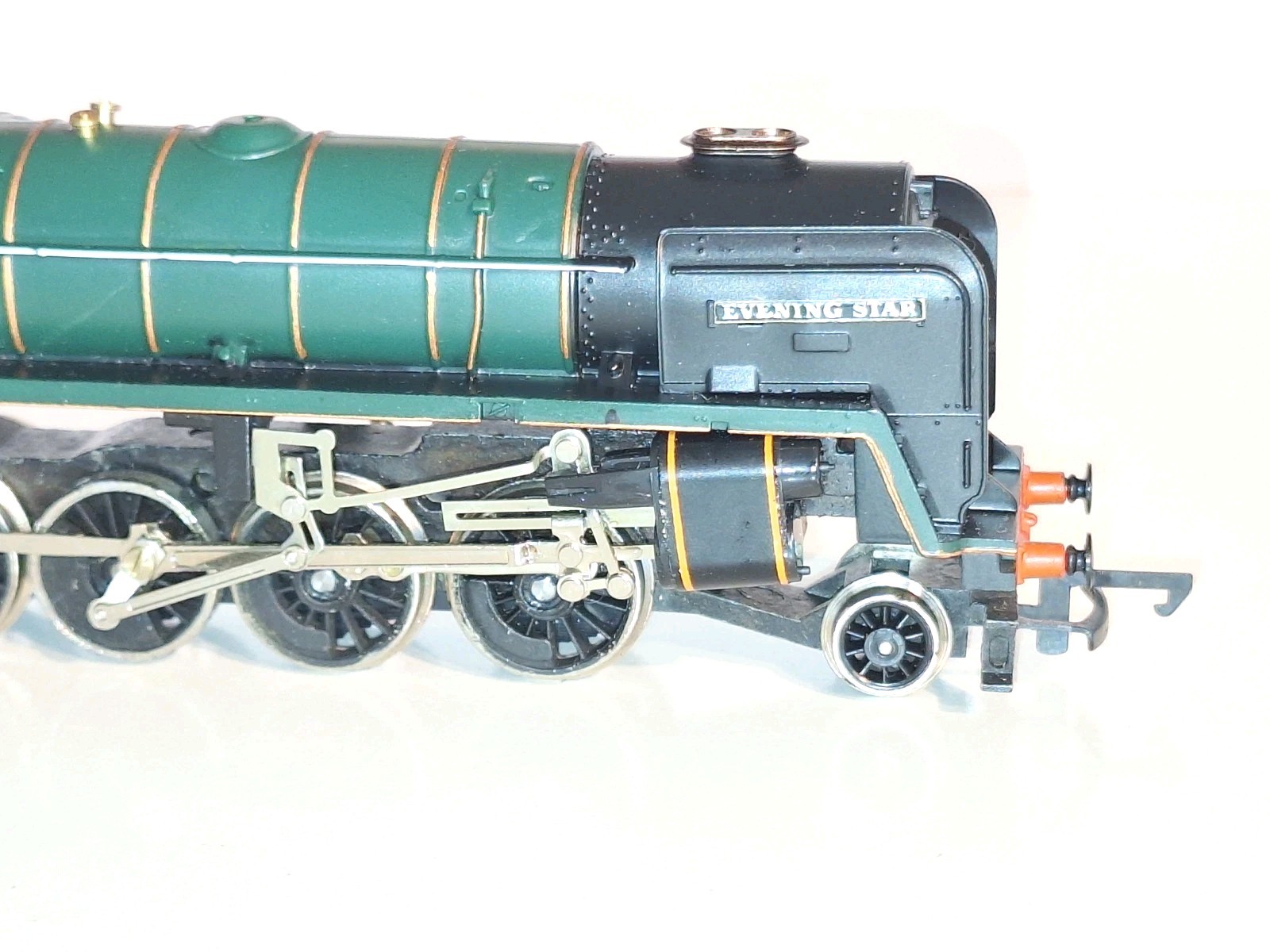 Hornby R065 BR 9F Evening Star #92220.New Old Stock. Wheel Delamination.Boxed.OO