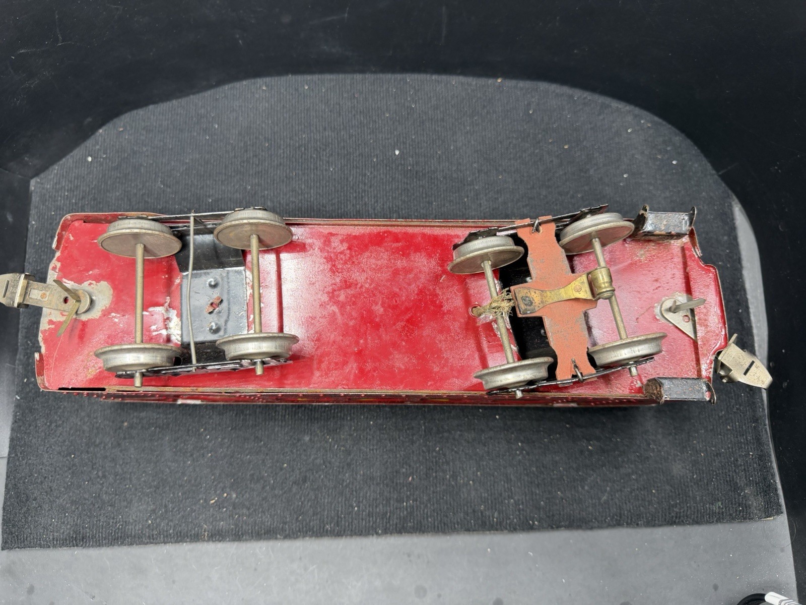 Pre-War Ives/Lionel Wide Gauge Electric Locomotive With Cars And Track Untested