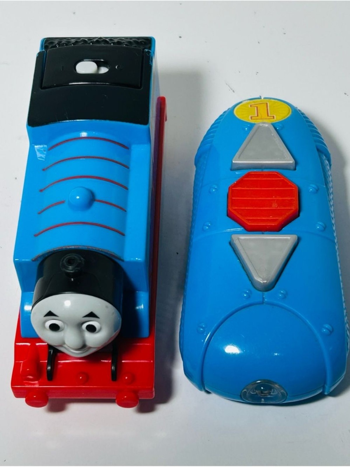 Mattel Lot of 3 Thomas the Train Tank Motorized Engines w/remote Working 2013-14