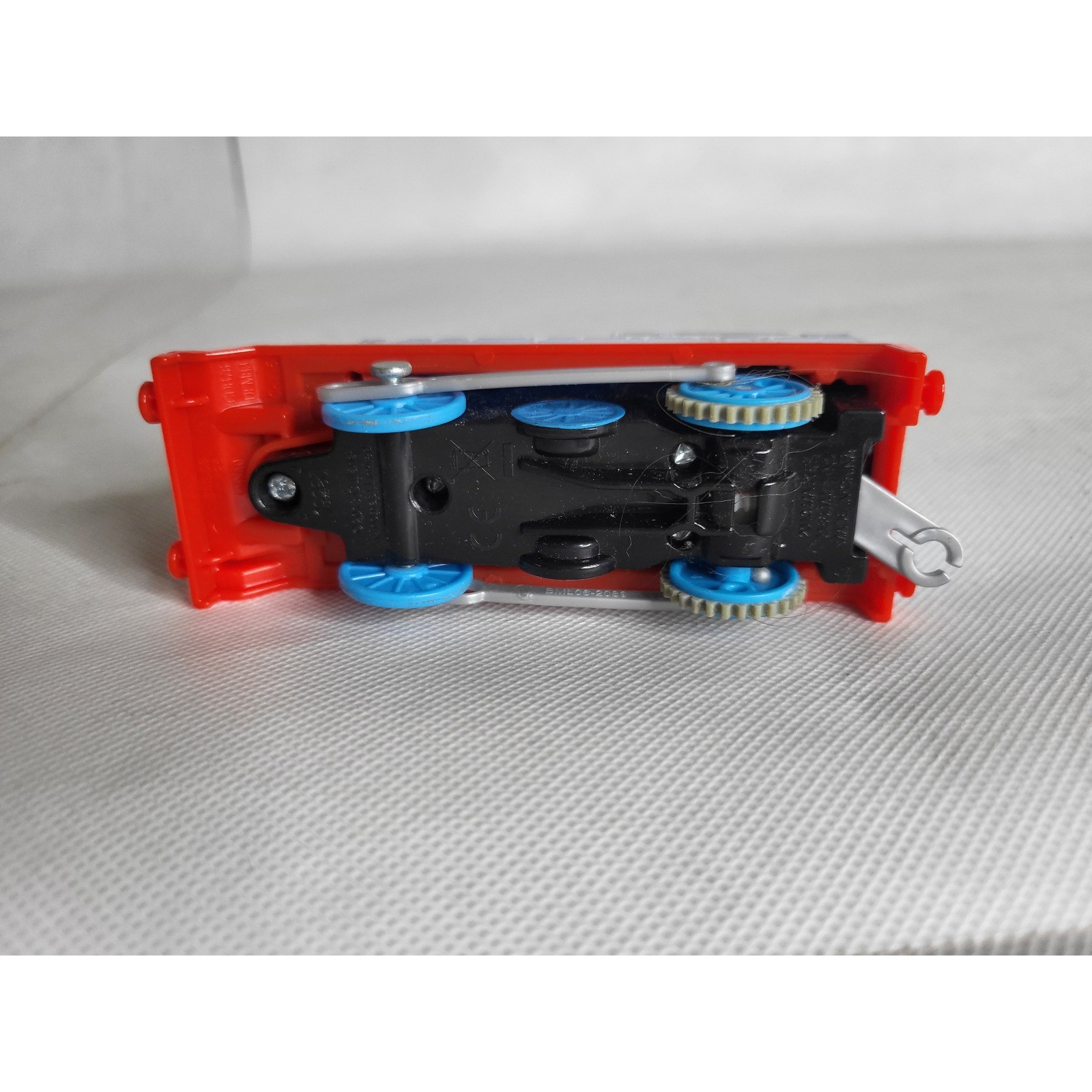 Thomas & Friends Motorized Thomas Snow Splatter Train Engine Toy