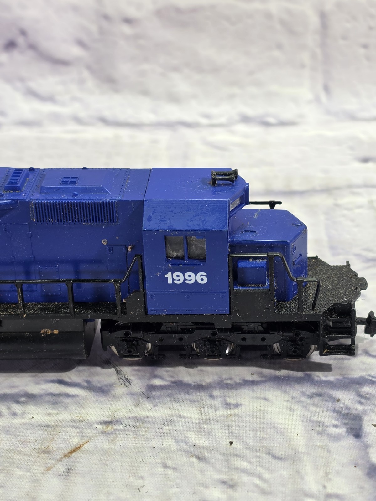 RARE Hy-Vee HO Scale Diesel Locomotive Mehano Slovenia Train Engine #1996 *read
