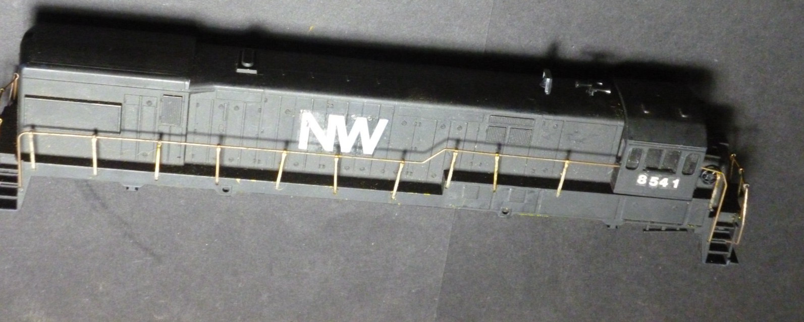 Ho Athearn Diesel locomotive shell U30C shell NW