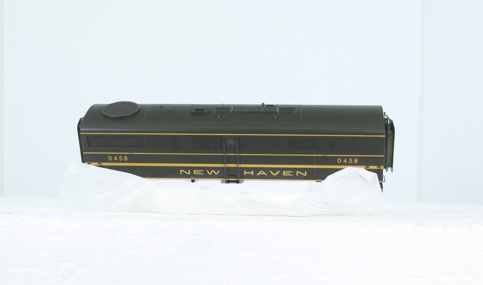 HO Scale Proto 2000 New Haven FB-1 Powered B Unit DCC Ready NH 0458