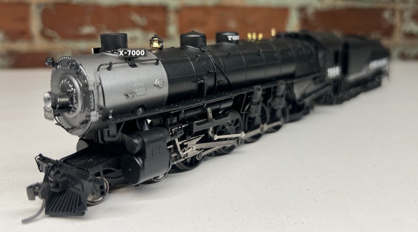 Broadway Limited 037 Union Pacific MT-73 4-8-2, UP #7000 DCC sound QSI