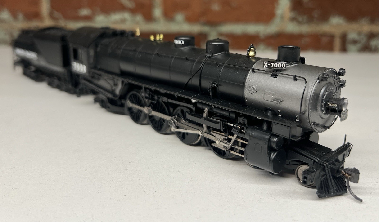 Broadway Limited 037 Union Pacific MT-73 4-8-2, UP #7000 DCC sound QSI