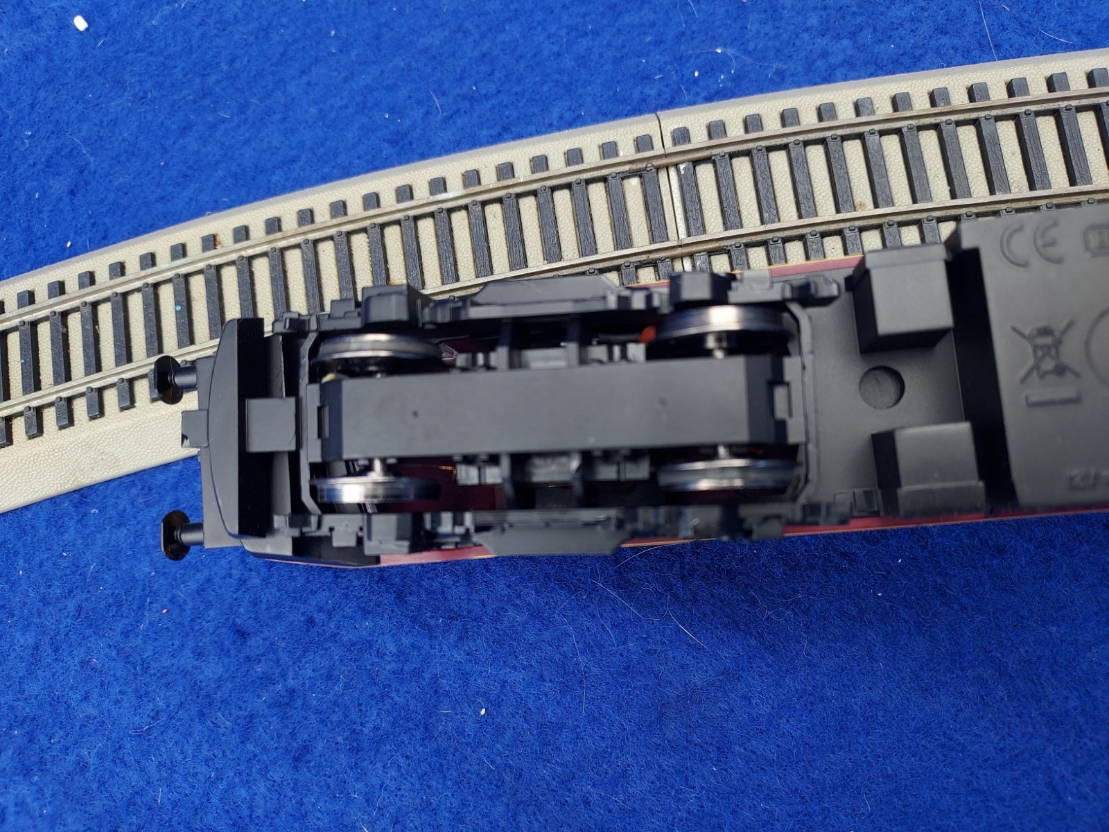 Hornby OO “Virgin Charter Relief Train Pack”: EWS Class 90 & VIRGIN DVT, # R2955