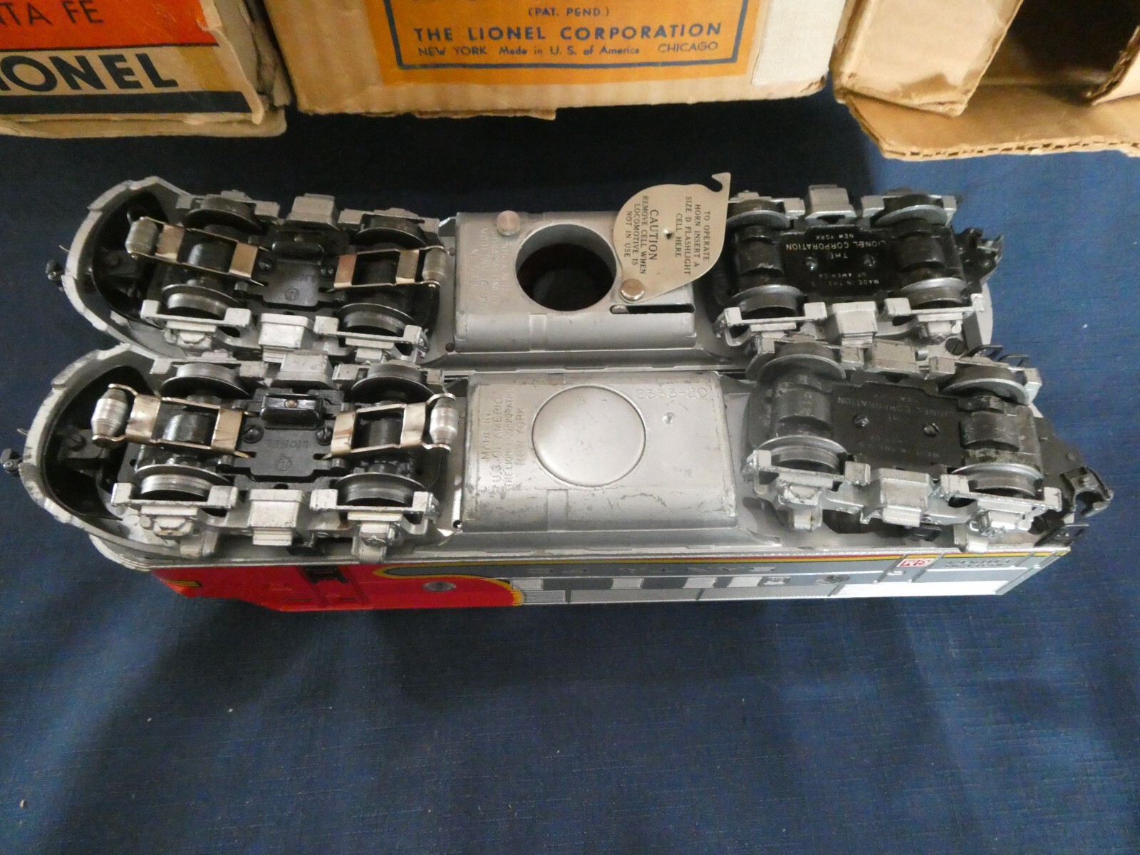 LIONEL 2343 AA SANTA FE F3’S IN OB’S, MASTER CARTON, & WRAPPING PAPER EXCELLENT